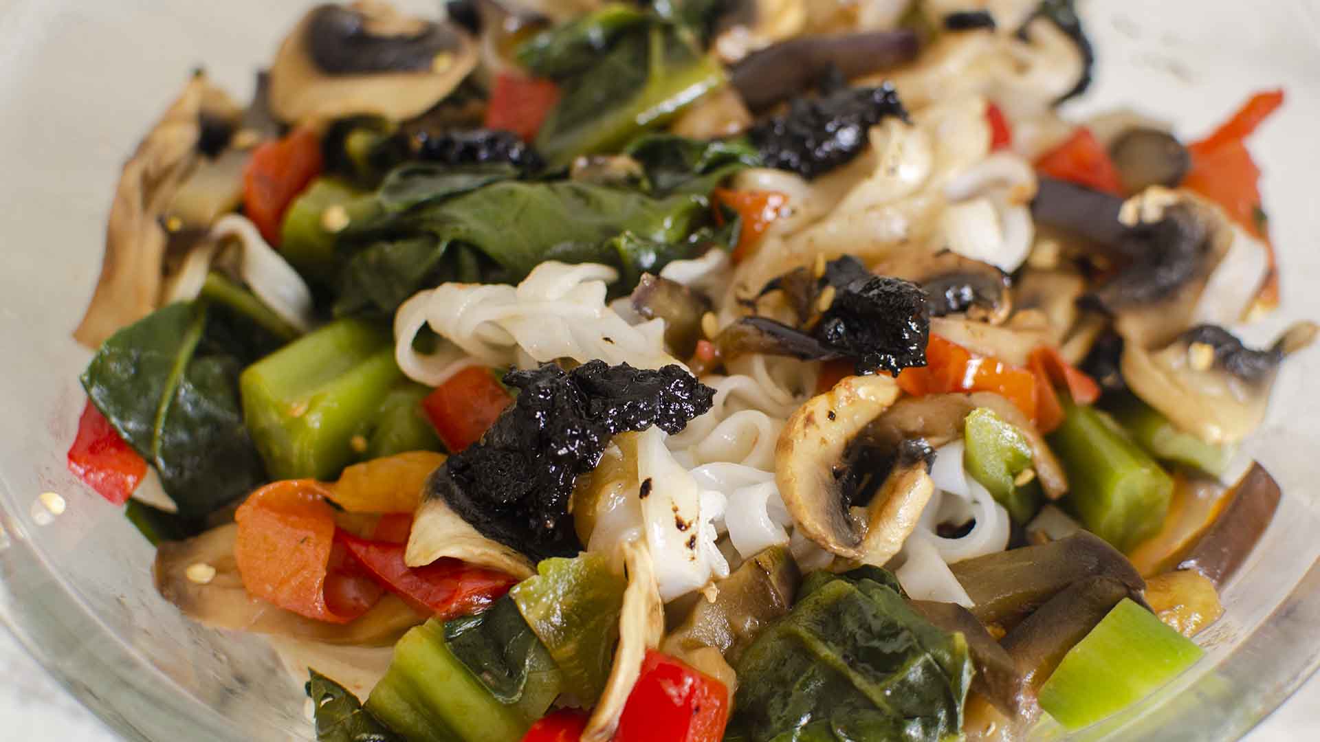 How to Make Black Garlic: Easy Home Methods & Health Benefits